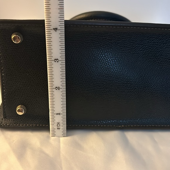 Furla Made in Italy Genu Leather Small Handbag - Picture 5 of 11